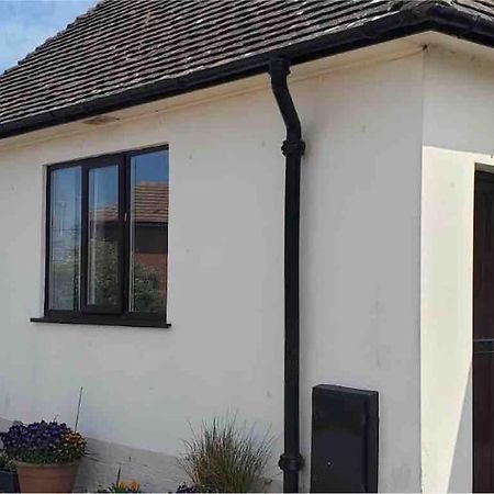 Tiny One Bedroom House Mablethorpe Exterior photo